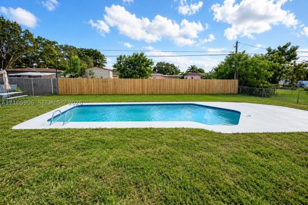 Lauderdale Manors, 1608 NW 15th St, Fort Lauderdale, Florida 33311, image 1