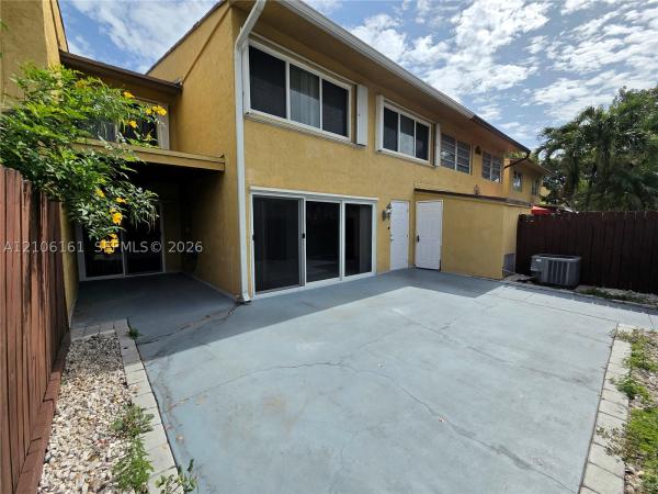 15460 SW 82nd Ln #403, Unincorporated Dade County, Florida 33193, image 1