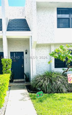 Villas Of Sheridan, 2554 N 38th Ave #C-26, Hollywood, Florida 33021, image 1