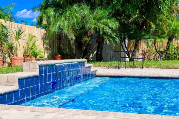 Kelsey City, 225 E Ilex Dr, Lake Park, Florida 33403, image 1