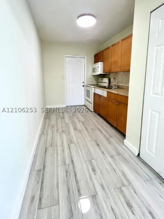 Fulford By The Sea, 1671 NE 182nd St, North Miami Beach, Florida 33162, image 1
