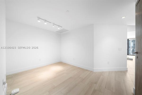 Paraiso Bay, 650 NE 32nd St #2201, Miami, Florida 33137, image 1