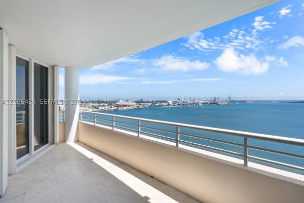 Two Tequesta Point, 808 Brickell Key Dr #2102, Miami, Florida 33131, image 1