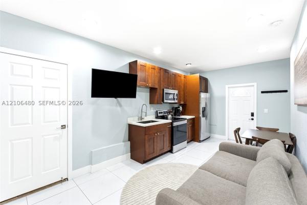 Carters, 3134 Carter St #2, Miami, Florida 33133, image 1