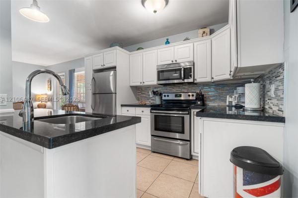 Dolphin Isles, 2033 NE 33rd Ave #1-3, Fort Lauderdale, Florida 33305, image 1