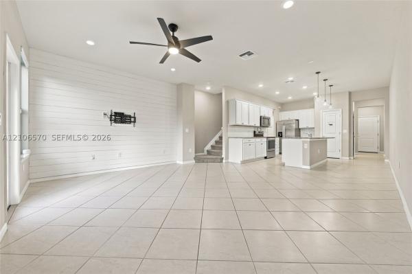 Preston Square, 2804 Troubadour St, Palm Springs, Florida 33406, image 1