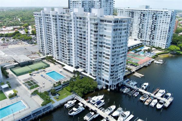 Del Prado North, 18081 Biscayne Blvd #801-4, Aventura, Florida 33160, image 1