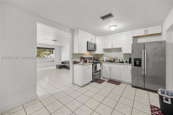 Silver Lake, 5220 SW 57th St, Davie, Florida 33314, image 1