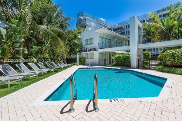 Governor, 435 21st St #316, Miami Beach, Florida 33139, image 1