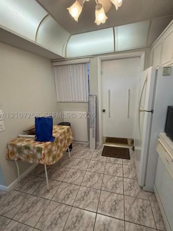 Gulfstream Garden, 215 SE 3rd Ave #102D, Hallandale Beach, Florida 33009, image 1