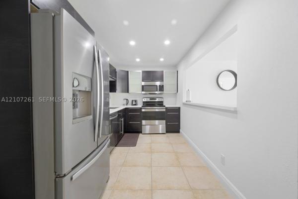 Ocean Reserve, 19370 Collins Ave #1601, Sunny Isles Beach, Florida 33160, image 1