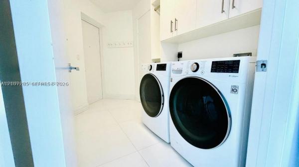Paramount Bay, 2020 N Bayshore Dr #2102, Miami, Florida 33137, image 1