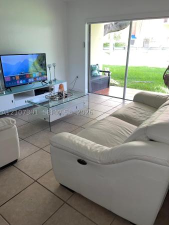 7308 SW 82nd St #A112, Unincorporated Dade County, Florida 33143, image 1