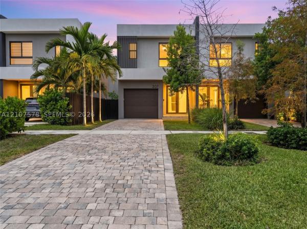 Croissant Park River, 307 SW 10th St, Fort Lauderdale, Florida 33315, image 1