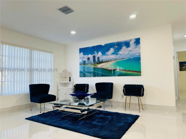 Lawn Acres, 120 S 56th Ave, Hollywood, Florida 33023, image 1