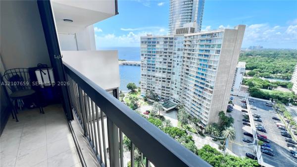 Brickell Bay Club, 2333 Brickell Ave #2110, Miami, Florida 33129, image 1