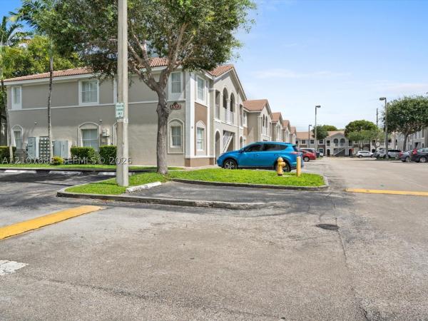 1677 SE 27th Ct #202, Homestead, Florida 33035, image 1