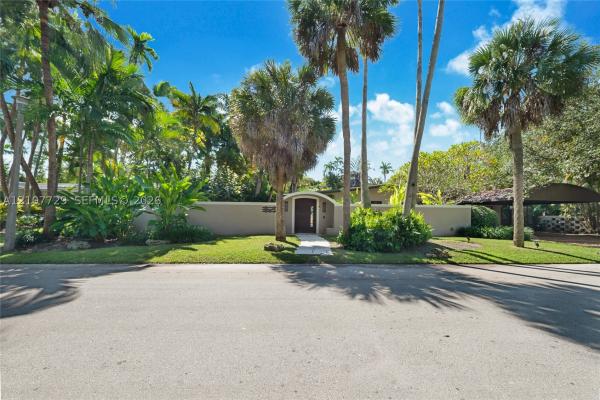 Pinecrest Manor, 3620 Battersea Rd, Miami, Florida 33133, image 1