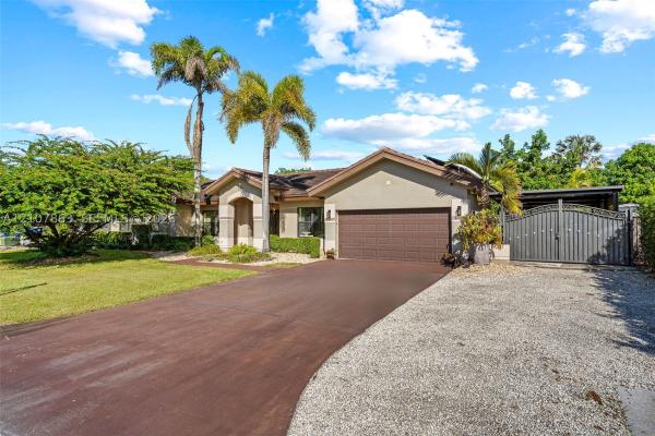 15695 SW 153rd Ave, Unincorporated Dade County, Florida 33187, image 1