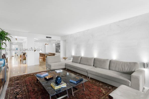 Lake Tower, 765 Crandon Blvd #310, Key Biscayne, Florida 33149, image 1