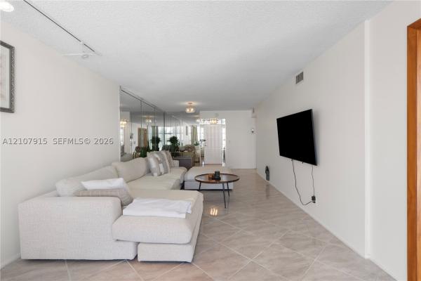 Towers Of Oceanview East, 400 Leslie Dr #622, Hallandale Beach, Florida 33009, image 1