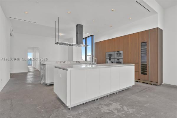 Turnberry Ocean Club Residences, 18501 Collins Ave #1501, Sunny Isles Beach, Florida 33160, image 1