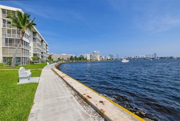 Point East, 2910 Point East Dr #M-108, Aventura, Florida 33160, image 1