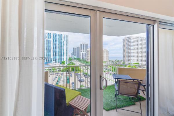 The Hemispheres, 1985 S Ocean Dr #8M, Hallandale Beach, Florida 33009, image 1