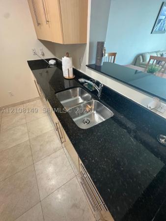 One Miami East, 335 S Biscayne Blvd #4204, Miami, Florida 33131, image 1