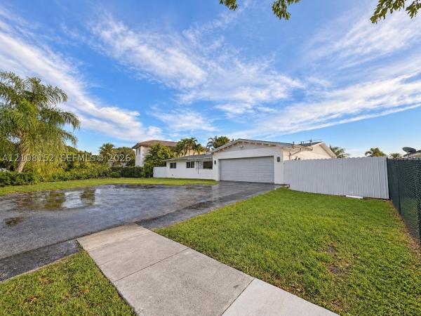 14234 SW 75th Ter, Unincorporated Dade County, Florida 33183, image 1