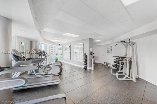 Platinum, 480 NE 30th St #1005, Miami, Florida 33137, image 1