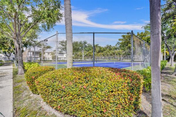 Bay Colony Club, 6511 Bay Club Dr #3, Fort Lauderdale, Florida 33308, image 1
