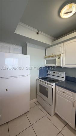 The Grandview Palace, 7601 E Treasure Dr #618, North Bay Village, Florida 33141, image 1