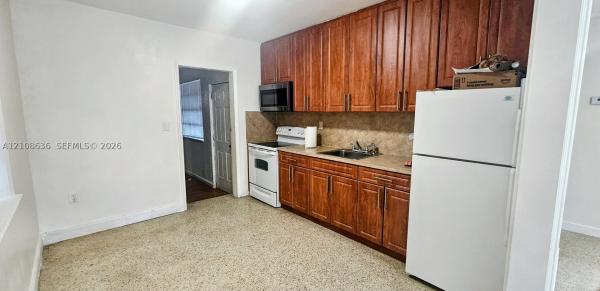 Little Susan, Hialeah, Florida 33013, image 1