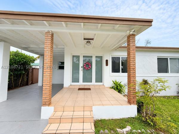 6561 SW 32nd St, Unincorporated Dade County, Florida 33155, image 1