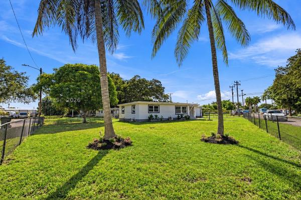 Stevens Homesites, 5201 SW 28th Ter, Dania Beach, Florida 33312, image 1