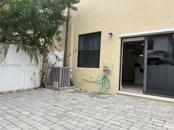 Aragon, 8861 W 35th Ave, Hialeah, Florida 33018, image 1