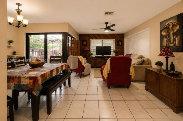 15071 SW 127th Ct, Unincorporated Dade County, Florida 33186, image 1