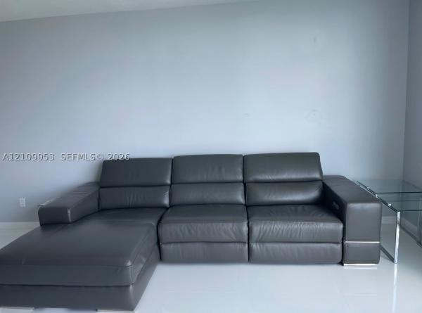 One Miami East, 335 S Biscayne Blvd #3104, Miami, Florida 33131, image 1