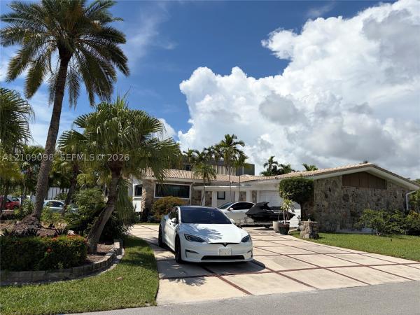 Golden Isles, 600 Hibiscus Dr, Hallandale Beach, Florida 33009, image 1