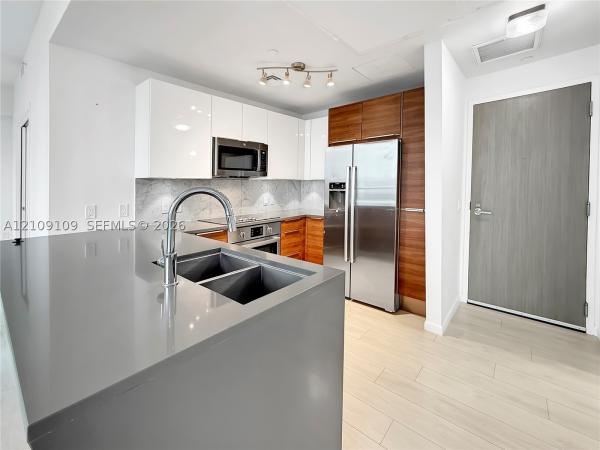 The Crimson, 601 NE 27th St #1403, Miami, Florida 33137, image 1