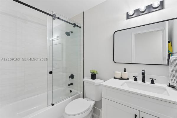 9122 SW 127th Ave, Unincorporated Dade County, Florida 33186, image 1
