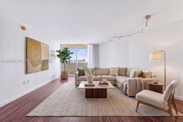 Turnberry On The Green, 19501 W Country Club Dr #2001, Aventura, Florida 33180, image 1
