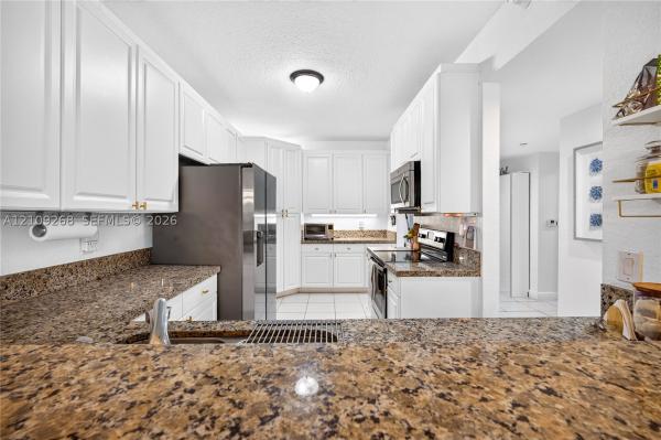 Captiva At Doral Isles, 10720 NW 66th St #202, Doral, Florida 33178, image 1