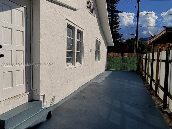 Andres, 900 SW 8th Ct #FRONT, Miami, Florida 33130, image 1