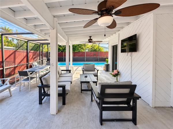 Highland Manor, North Miami Beach, Florida 33162, image 1