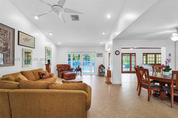 9630 SW 115th Ave, Unincorporated Dade County, Florida 33176, image 1