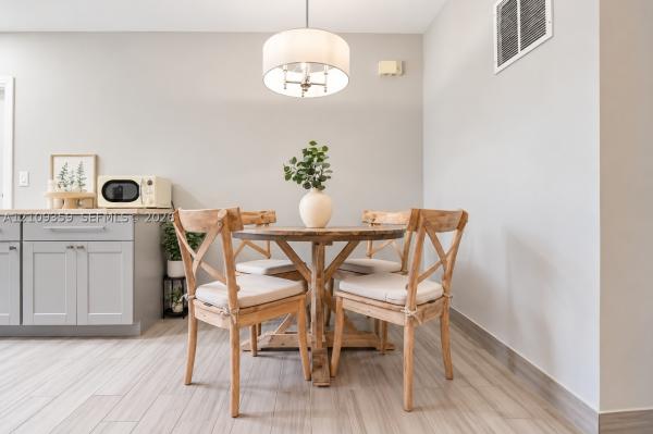 Village At Harbor Beach, 2426 SE 17th Cswy #103A, Fort Lauderdale, Florida 33316, image 1