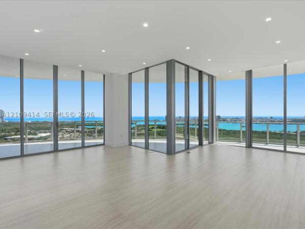 2411 Laguna Cir #3101, North Miami, Florida 33181, image 1