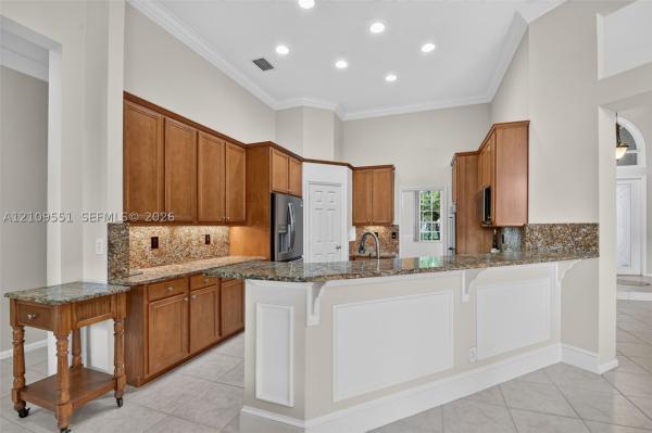 Binks Estates, 911 Forest Glen Ln, Wellington, Florida 33414, image 1